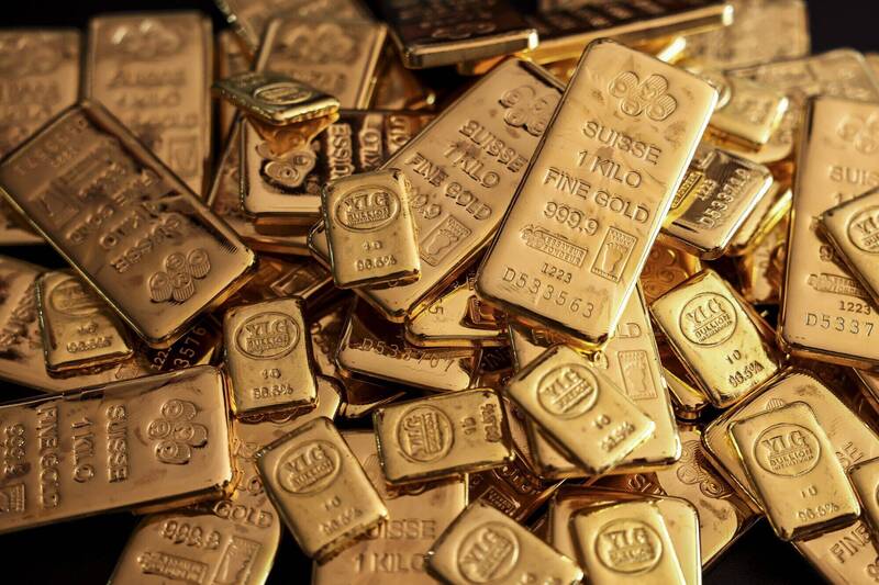 週二(13日)黃金價格走穩。(彭博資料照)