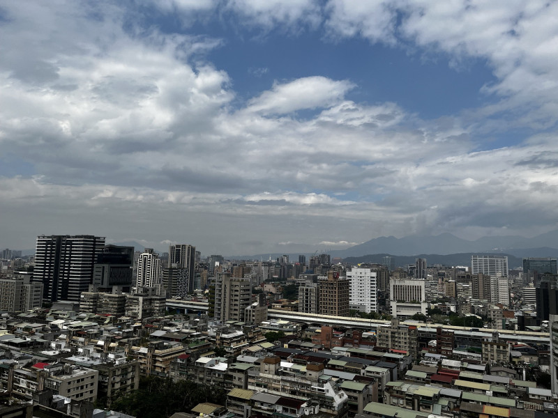 根據內政部統計，全國中位數租金前十高行政區全數坐落在雙北市，其中新北市包辦6個名次、硬是比台北市多1個名次。 （記者徐義平攝）