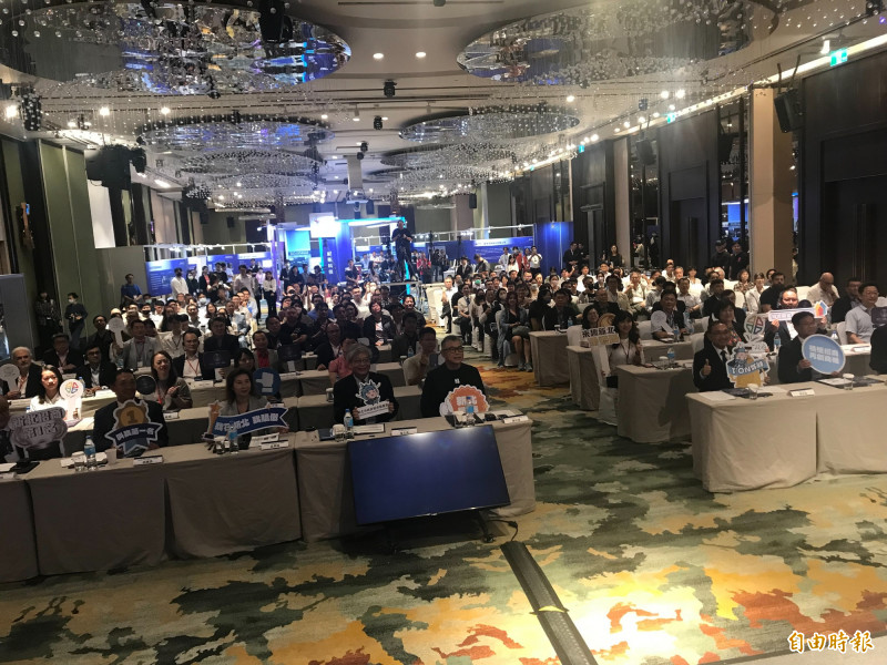 新北市招商大會暨國際採購商洽會在台北新板希爾頓酒店登場，吸引許多國際買主參與。（記者陳奕劭攝）