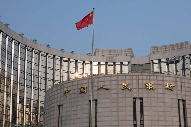 愈來愈多分析師預估，中國央行將採取行動，推動人民幣貶值。（彭博資料照）