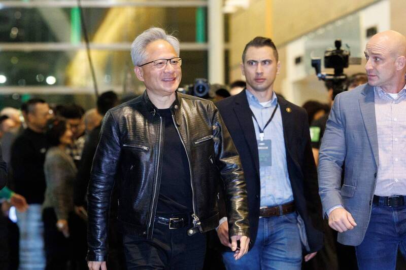 輝達執行長黃仁勳日前來台颳起旋風。（法新社）