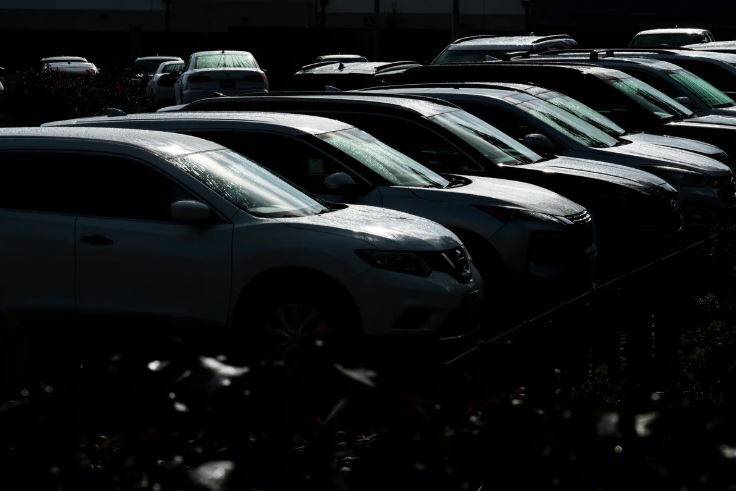 川普新關稅導致汽車價格創下新高。（彭博）