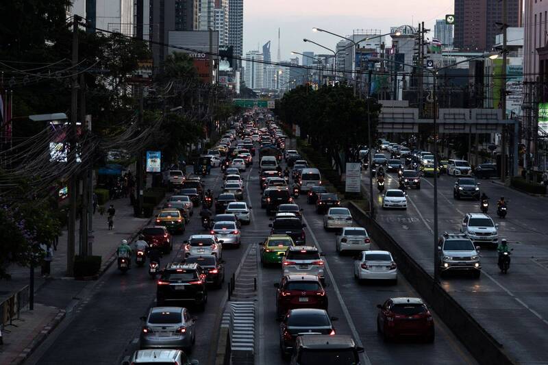停滯的國內市場與日益激烈的出口競爭,讓泰國汽車產業面臨雙重壓力。(彭博)