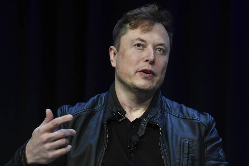 馬斯克表示，特斯拉（Tesla）」未來5年可望實現1000％的收益。（美聯社）