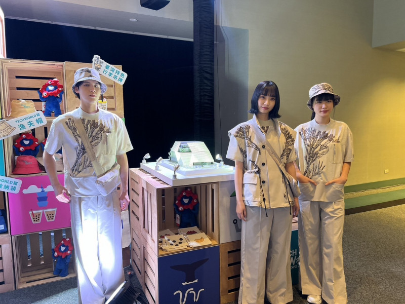 TECH WORLD館將採用永續理念導覽制服，以「臺灣杉」象徵堅韌精神。（記者林菁樺攝）