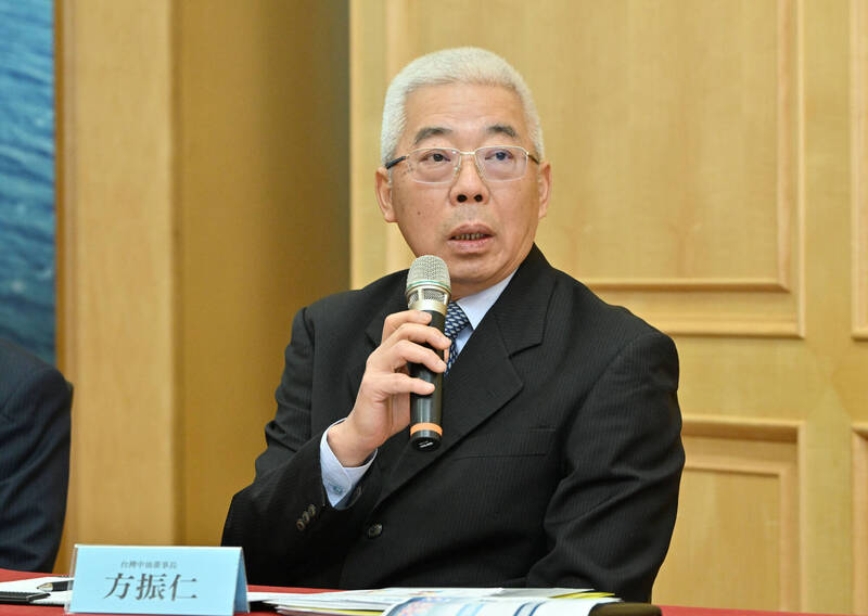 中油董事長方振仁出席自由時報主辦的美國對等關稅對產業的衝擊與因應策略座談。（記者田裕華攝）