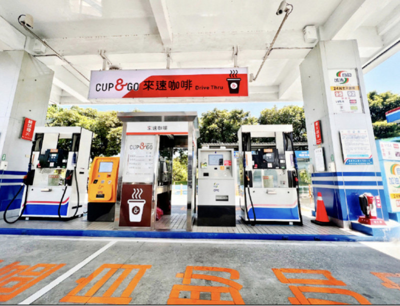 下週國內油價預估最多要降0.8元、柴油降1.1元。（記者林菁樺攝）