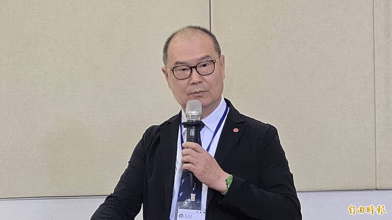 總統府國策顧問、興采實業董事長陳國欽表示，政府應該推動建構軍工紡織品的「A team」。（記者黃子暘攝）