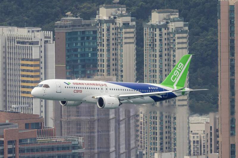 「中國商用飛機公司」C919國產客機，在關鍵零件方面嚴重依賴美國供應商。（路透資料照）