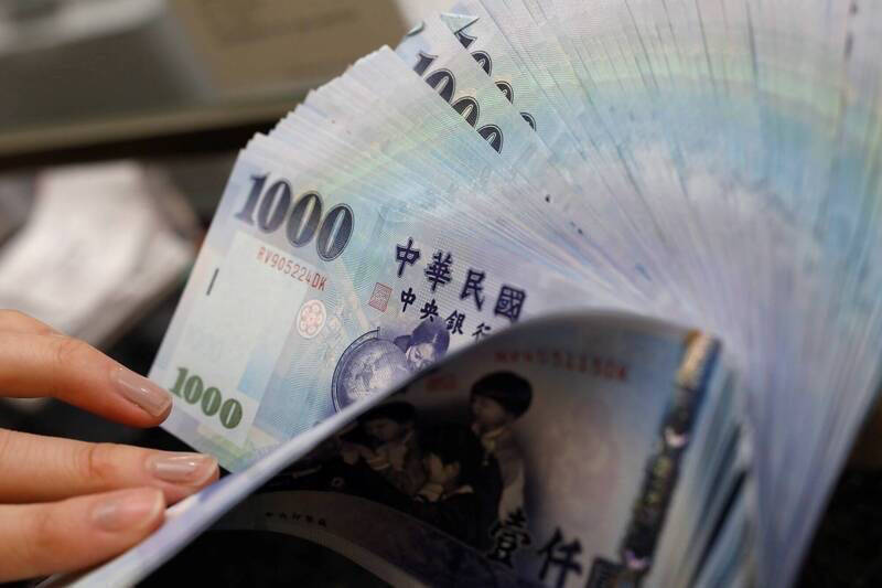 新台幣近日狂升，震撼金融市場。（資料照，路透）