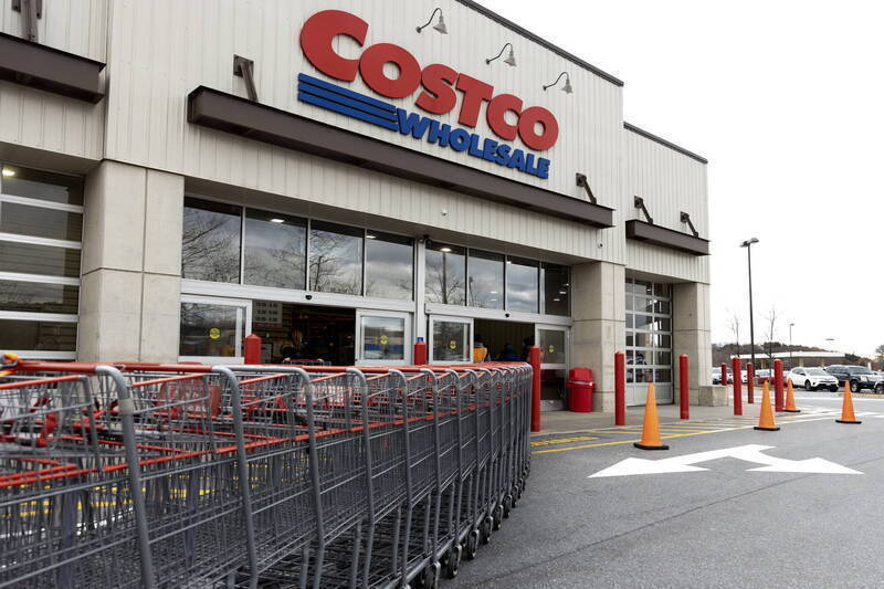 關稅衝擊美國物價，在產品上漲前，外媒列Costco「5類」囤貨清單。（歐新社）
