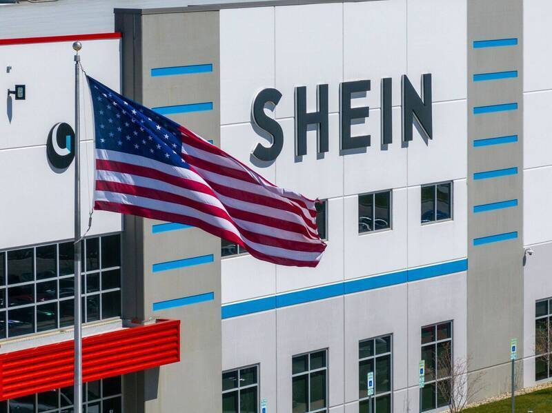 2位知情人士向路透社透露，快時尚線上零售商Shein正在越南租賃1個大型倉庫（相當於約26個足球場），建立在越南首個倉庫。（彭博）
