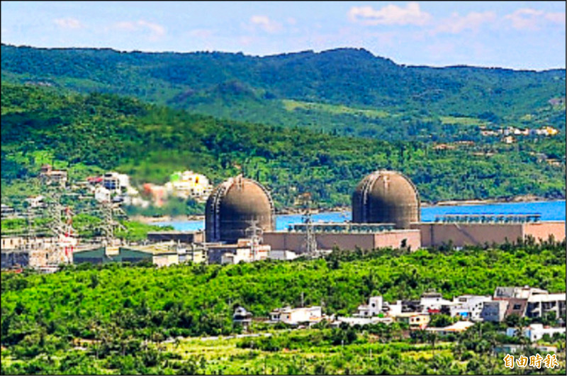 運轉40年的台電核三廠二號機17日停機，18日起台灣核電歸零。（記者蔡宗憲攝）