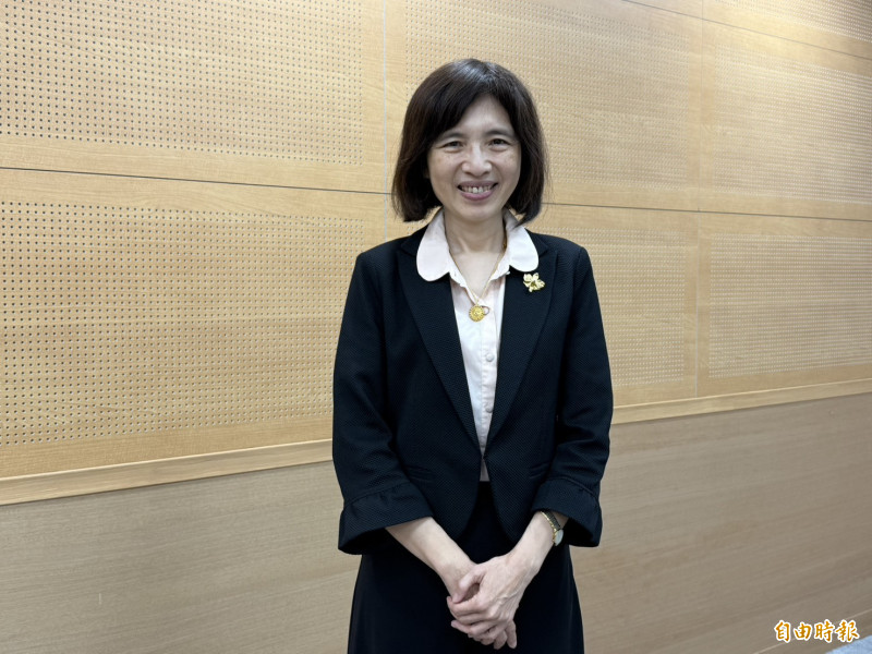 鼎晉生技今（20）日召開股東大會，會後公開旗下核心產品—760 kDa台灣肉毒桿菌素二期臨床試驗初步成果。圖為鼎晉執行長周珮芬。（記者陳永吉攝）