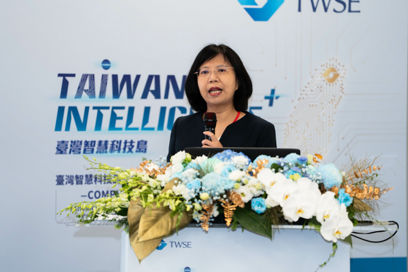 富邦金控今應臺灣證券交易所之邀參與「臺灣智慧科技島主題式業績展望會」，向國內外法人說明富邦金控2025年營運情況及展望，由資深協理王家慧代表出席。（富邦金提供）