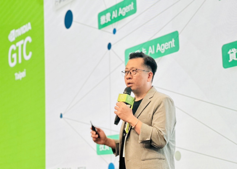 國泰金控攜手NVIDIA，共同研究運用 NVIDIA NeMo訓練台灣金融授信大型語言模型（LLM），以符合台灣的監管環境與市場需求。圖為國泰金控副總經理暨國泰世華銀行數據長梁明喬。（國泰金控提供）