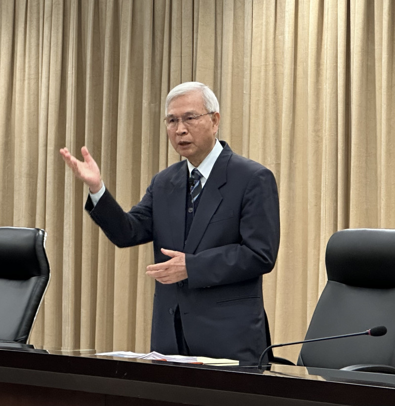 央行總裁楊金龍年薪300萬元。（記者陳梅英攝）