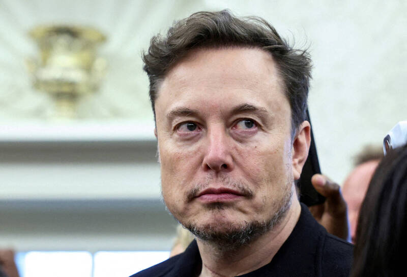 億萬富翁馬斯克（Elon Musk）認為，AI將會取代傳統搜尋引擎。（路透）