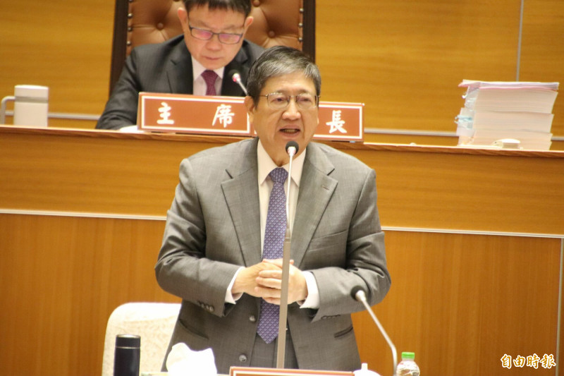 新竹縣長楊文科曾經在竹科管理局服務20多年，見證被譽為「護國群山」的半導體產業如何崛起。（記者黃美珠攝）