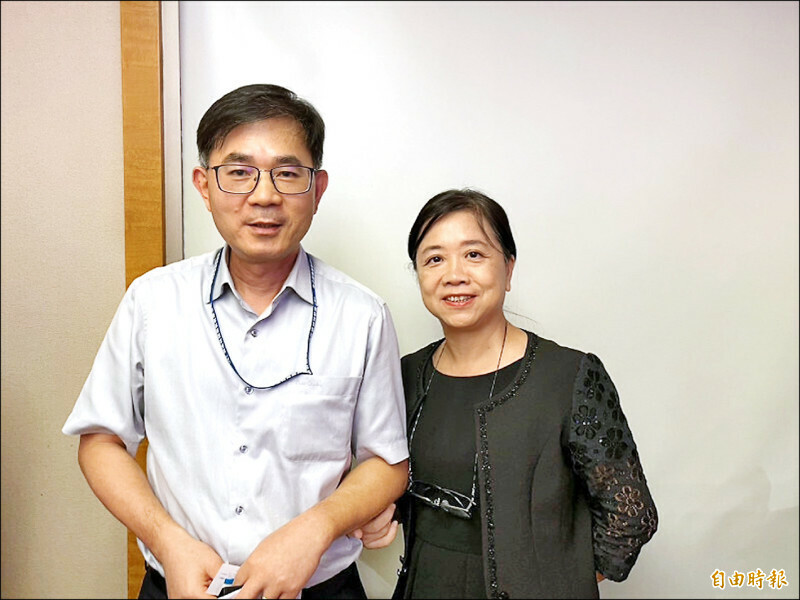 昇達科董事長陳淑敏（右），總經理吳東義（左）。（記者王憶紅攝）