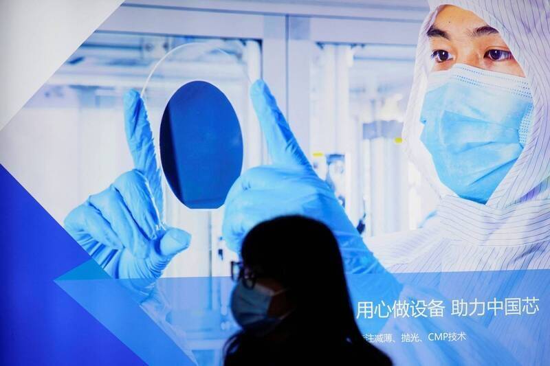 韩国半导体人才和技术 快被中国挖空