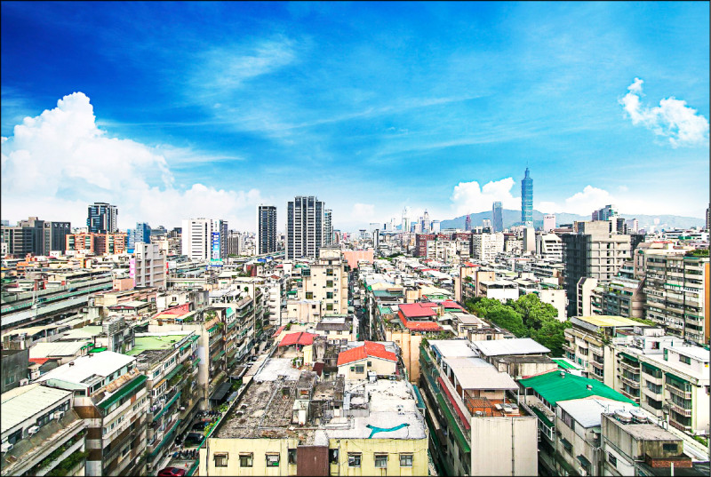 老公寓則有公設比低、入手總價相較親民的優勢。（永慶房產集團提供）