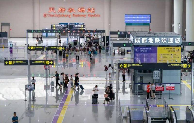 中國招行被爆，銀行用戶預約成都天府機場國際貴賓室，被要求驗資2000萬元人民幣。（擷取自中國社群平台）