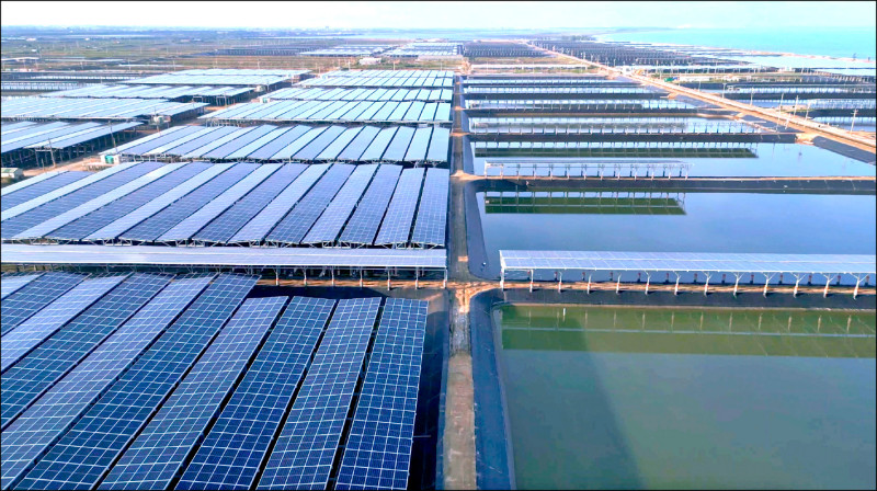 去年底由經濟部推動成立的泛官股綠電統購分銷平台台智電，可彈性協助企業購買小額且短期程的綠電。（資料照）