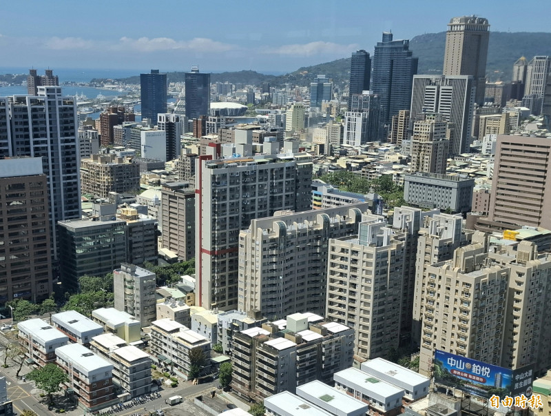 高雄市住宅租金以左營區與橋頭區最高，租金中位數都超過1萬元。（記者侯承旭攝）