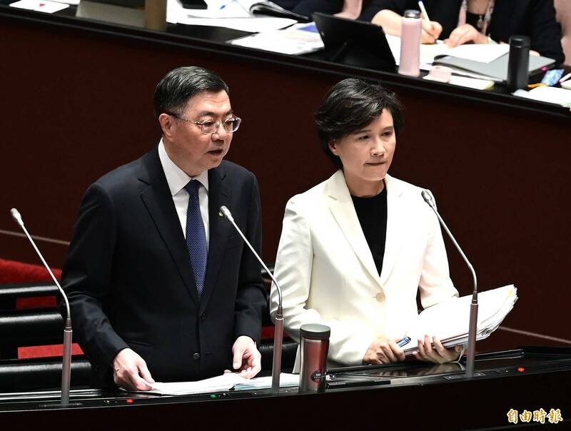 立法院院會今天邀請行政院長卓榮泰提出「台美關稅談判之進程、方針、原則及台灣產業可能遭受之衝擊影響評估」專案報告並備質詢。（記者王藝菘攝）