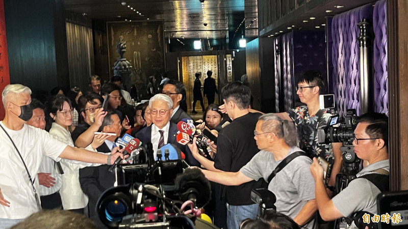 工商協進會理事長吳東亮今表示，預期下半年經濟整體就會趨緩，「大家心裡要有個準備」。（記者廖家寧攝）