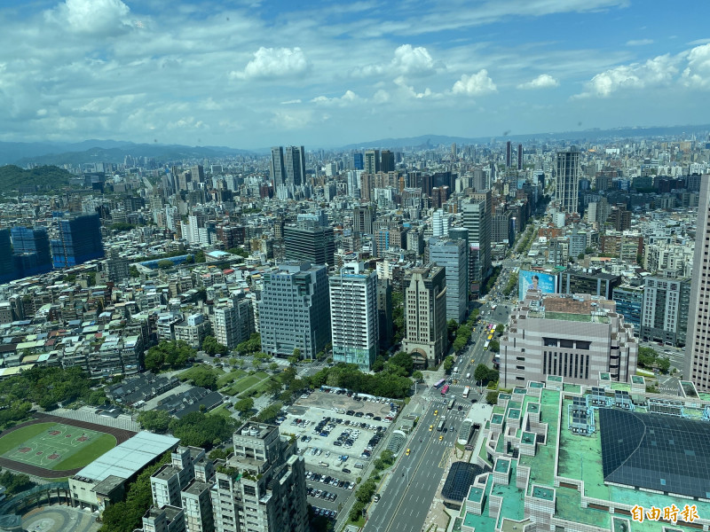 財政部表示，配合銀行法第72條之2規定鬆綁，公股銀行將依規審貸管理新青安貸款，落實購屋自住政策協助目的。（記者鄭琪芳攝）