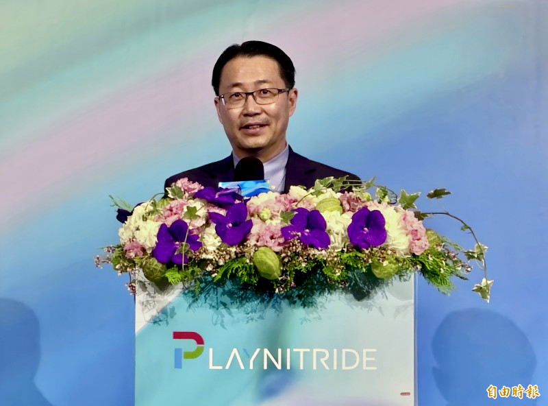 李允立看好Micro LED逐步從「難以落地」邁向「一波接一波」的量產階段。（記者方韋傑攝）