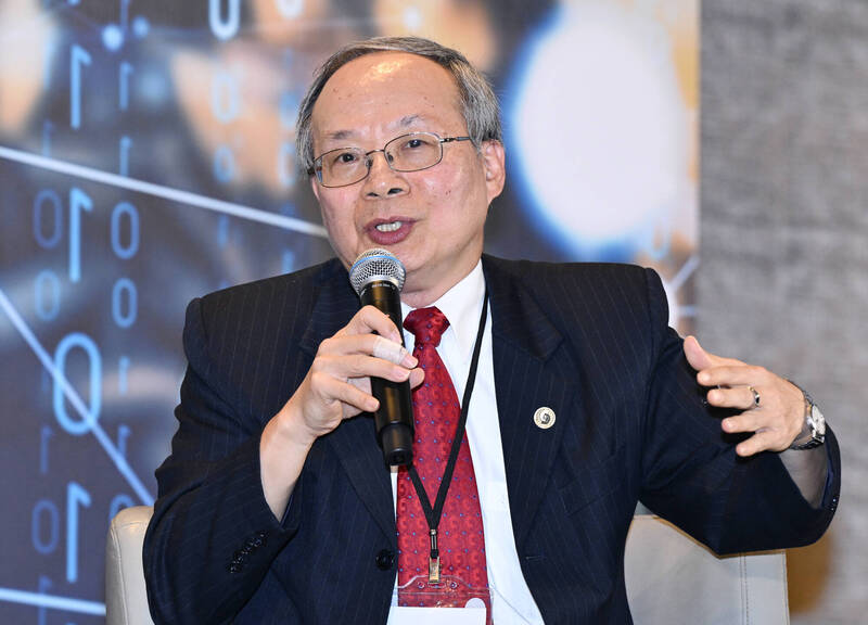 2025經濟韌性論壇》黃志雄：零信任與多層備援 強化通訊與資安韌性