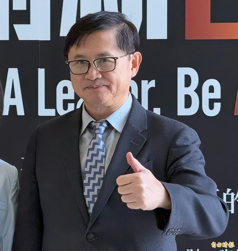 童子賢指出，台灣科技業較能跟上新技術，但傳產特別是中小企業需要更多協助。（記者方韋傑攝）