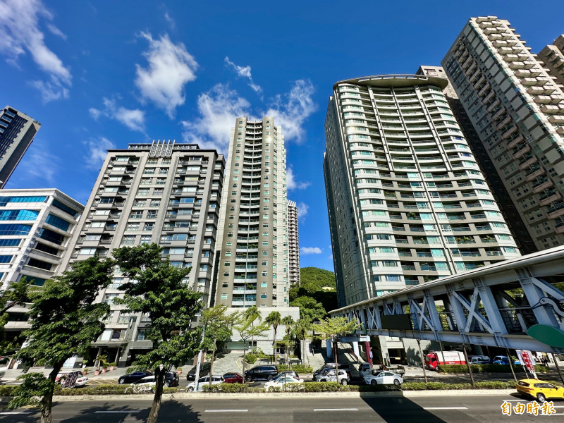2025年第二季5年內新屋數量達62萬餘宅。（記者徐義平攝）