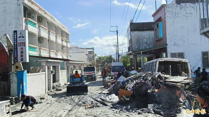 馬太鞍溪堰塞湖溢流重創花蓮縣光復鄉。（資料照）