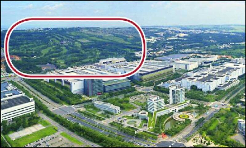 中科台中二期園區擴建案,6月交地台積電(圖紅圈處)。至於是否今年底開工,台積電表示要看行政機關的程序進度而定。(中科管理局提供)