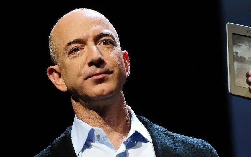 貝佐斯對AI泡沫提出警告。（法新社）