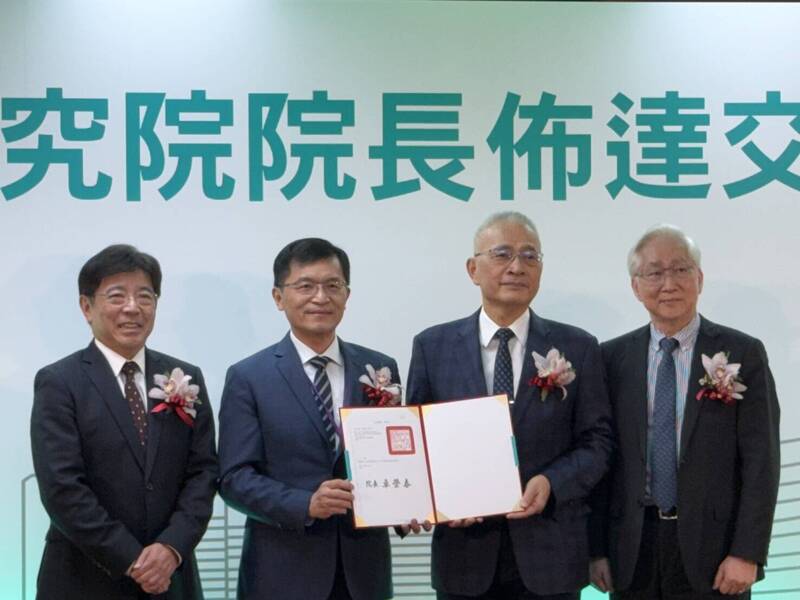工研院今天舉行新任院長張培仁佈達交接典禮。(記者洪友芳攝)