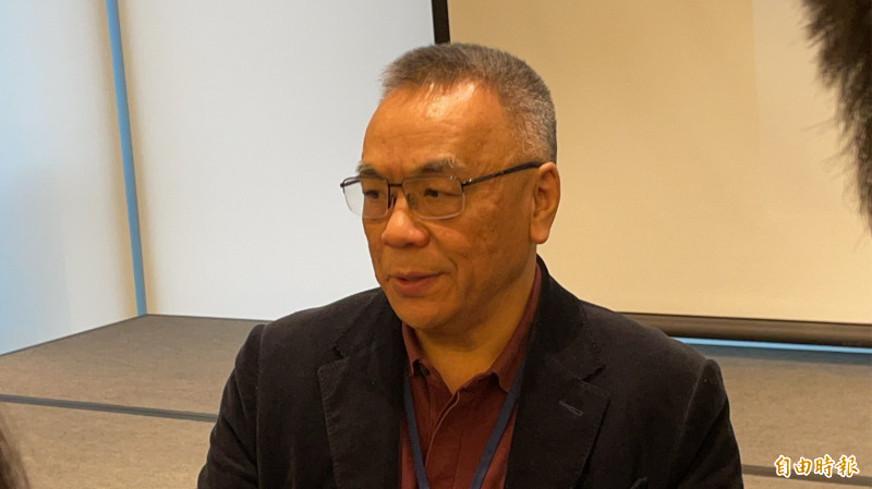 致伸今日舉辦法說會。圖為董事長潘永中。(記者歐宇祥攝)