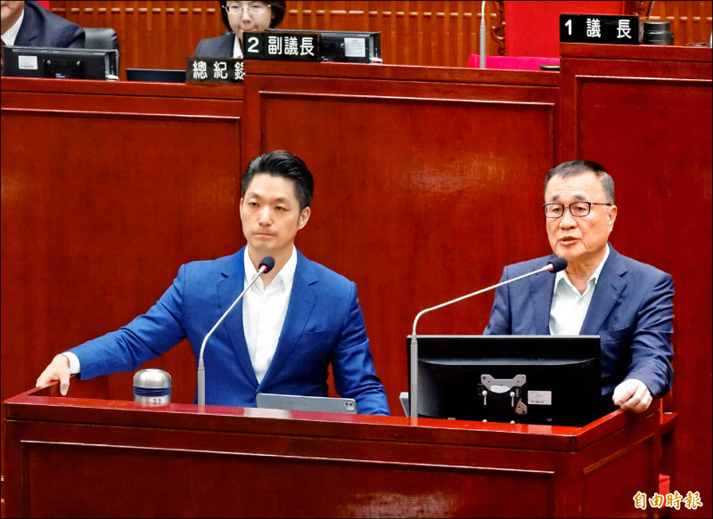 台北市長蔣萬安與副市長李四川，就輝達議題在議會接受備詢（記者田裕華攝）