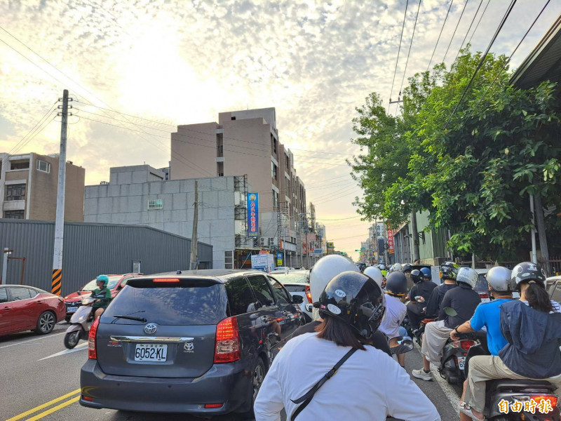 新竹市稅務局統計,113年度竹市有逾萬名身障者免牌照稅,其中女性佔比也逐年提高,且41至60歲占51.2%。示意圖。(記者洪美秀攝)