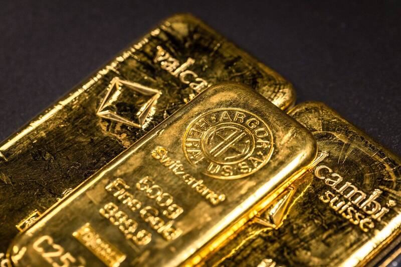 黃金價格週五（10月31日）下跌約1%。（彭博）