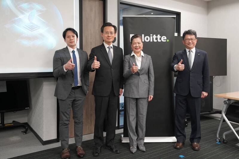 勤業眾信將於11月26日舉辦「2025 Deloitte 半導體 CxO 領袖交流」，探討供應鏈韌性布局；左二為勤業眾信總裁柯志賢。（勤業眾信提供）