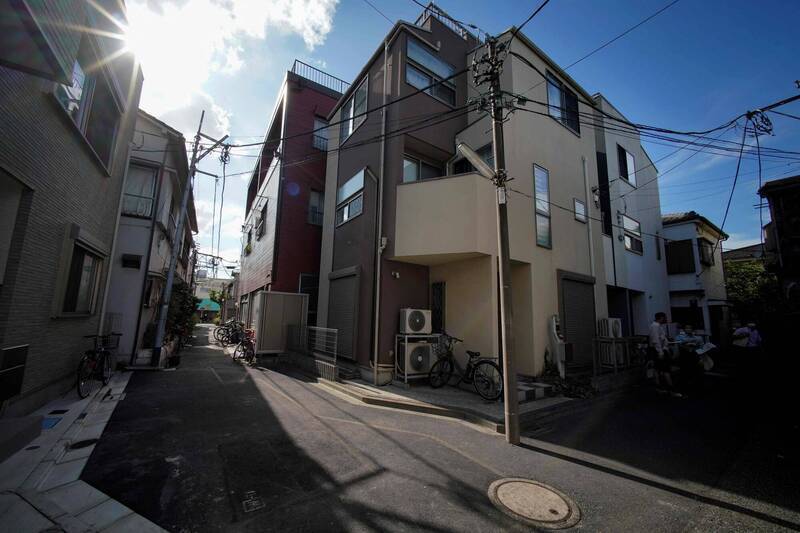 聽老婆話買1600萬別墅!2個月就翻車 親揭真實代價 聽老婆話買1600萬別墅!2個月就翻車 親揭真實代價