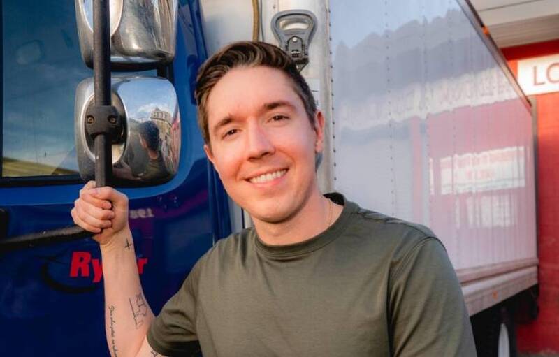 他只花3.1萬開啟副業 如今「年賺超過3億」親曝翻身心路