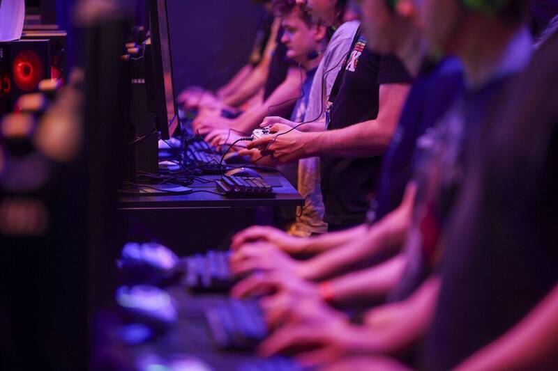 專家表示，網路空間為犯罪者提供巨大優勢。示意圖。（彭博資料照）