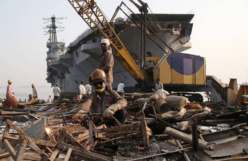 印度政府擬祭出激勵措施提振國內拆船業。（美聯社資料照）