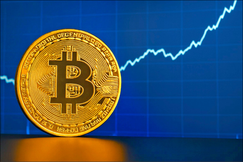 近日比特幣（BTC）一舉跌光今年30%的漲幅，市場人士認為牛市將進入尾聲。圖為示意圖。 （業者提供）